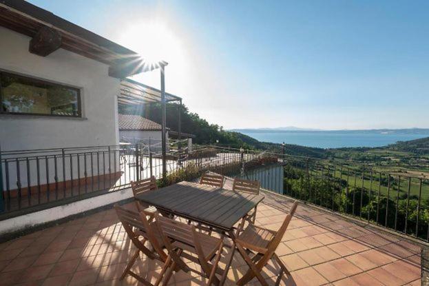 Casa Vacanze Montedoro Монтефьясконе Экстерьер фото
